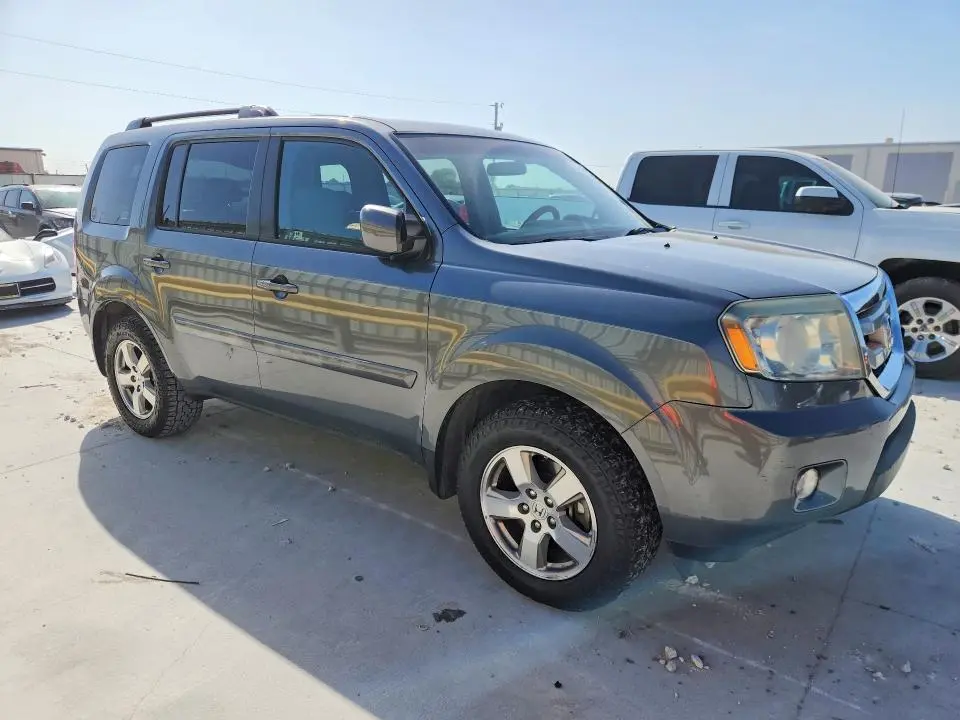 2011 HONDA PILOT EX  