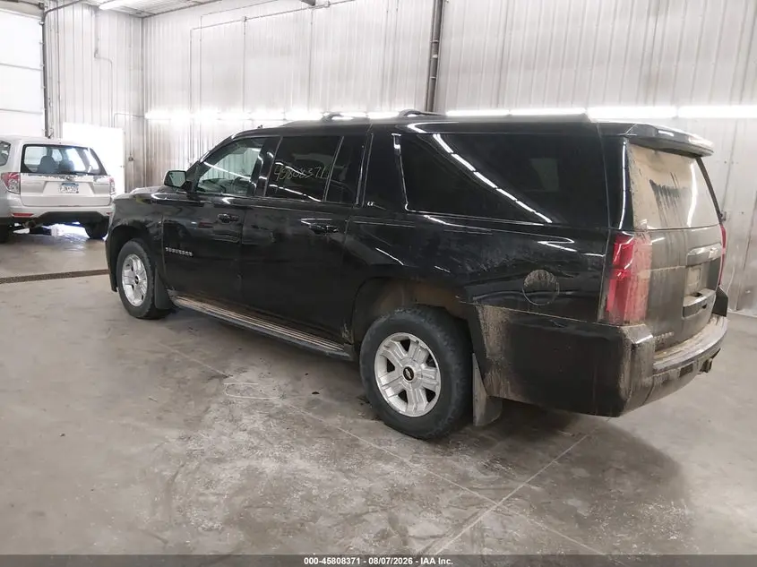 2016 CHEVROLET SUBURBAN LT