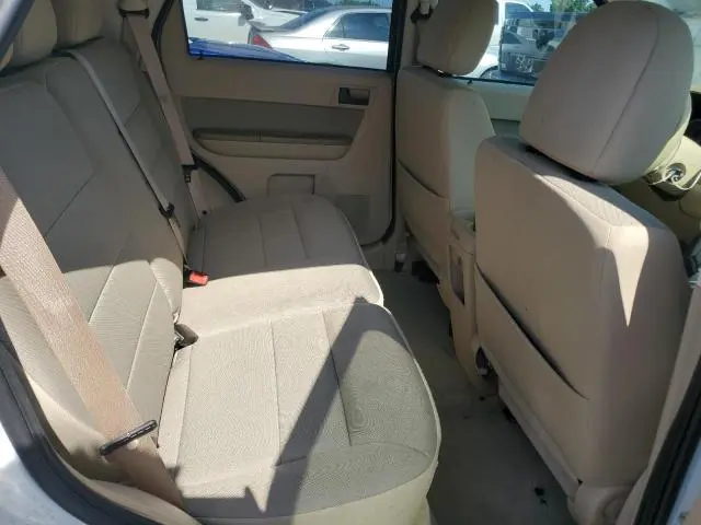 2012 FORD ESCAPE XLT  