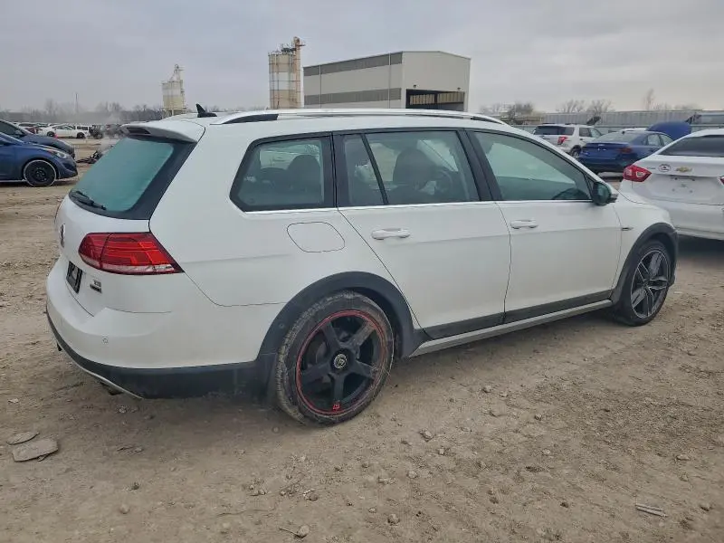 2018 VOLKSWAGEN GOLF ALLTRACK S  