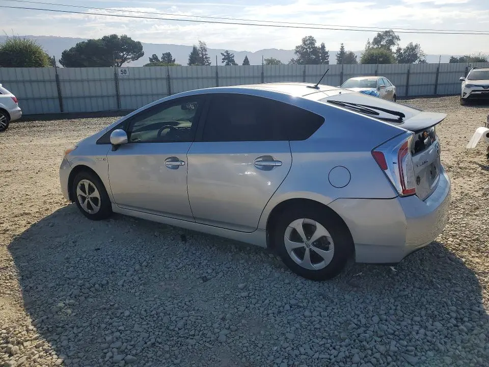 2013 TOYOTA PRIUS THREE  