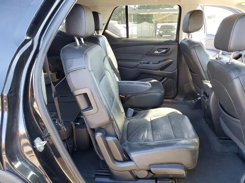 2020 CHEVROLET TRAVERSE LT  