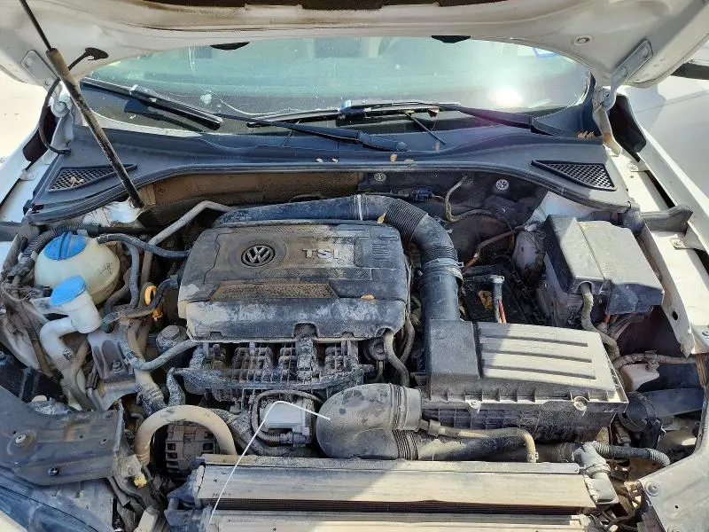 2015 VOLKSWAGEN PASSAT S  