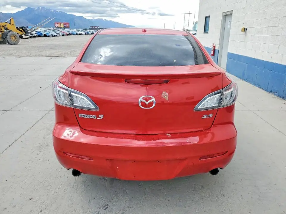 2010 MAZDA 3 S  
