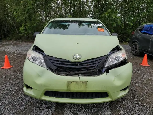 2014 TOYOTA SIENNA   