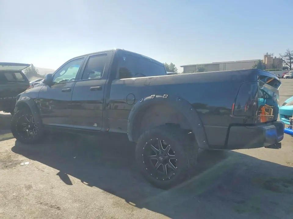 2014 RAM 1500 ST  