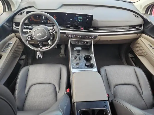 2025 KIA CARNIVAL LX  
