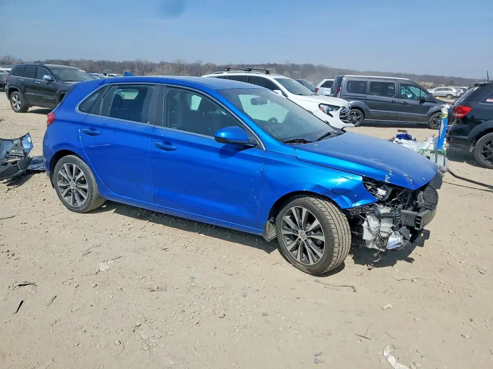 2018 HYUNDAI ELANTRA GT BASE  