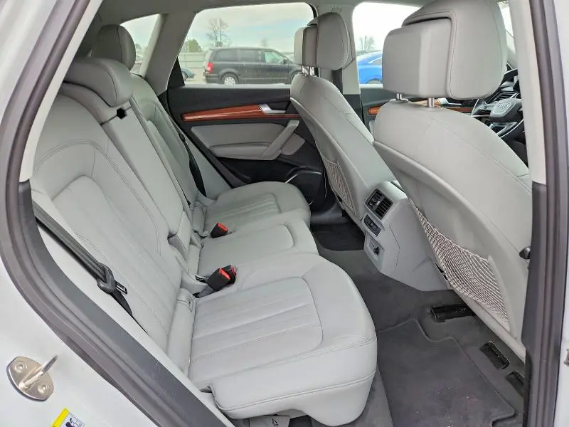 2021 AUDI Q5 PREMIUM  