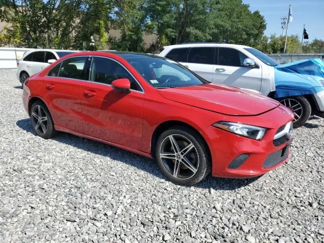 2019 MERCEDES-BENZ A 220 4MATIC  