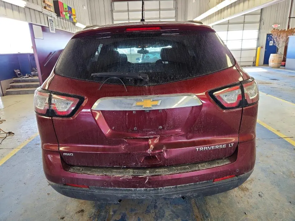 2015 CHEVROLET TRAVERSE LT  