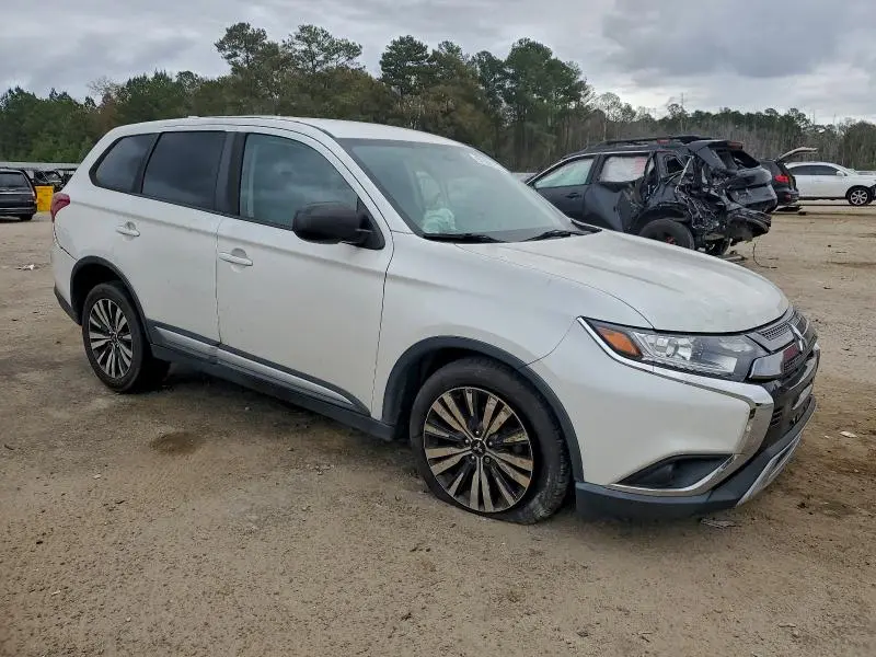 2019 MITSUBISHI OUTLANDER ES  