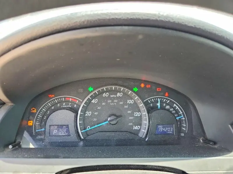 2014 TOYOTA CAMRY LE  