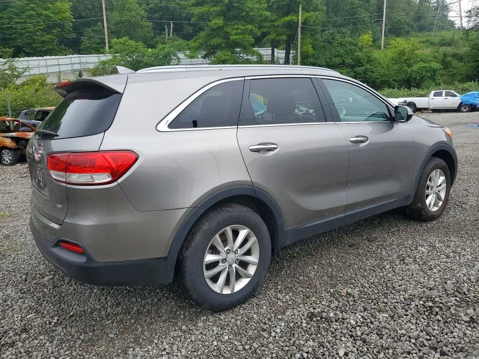 2016 KIA SORENTO LX  
