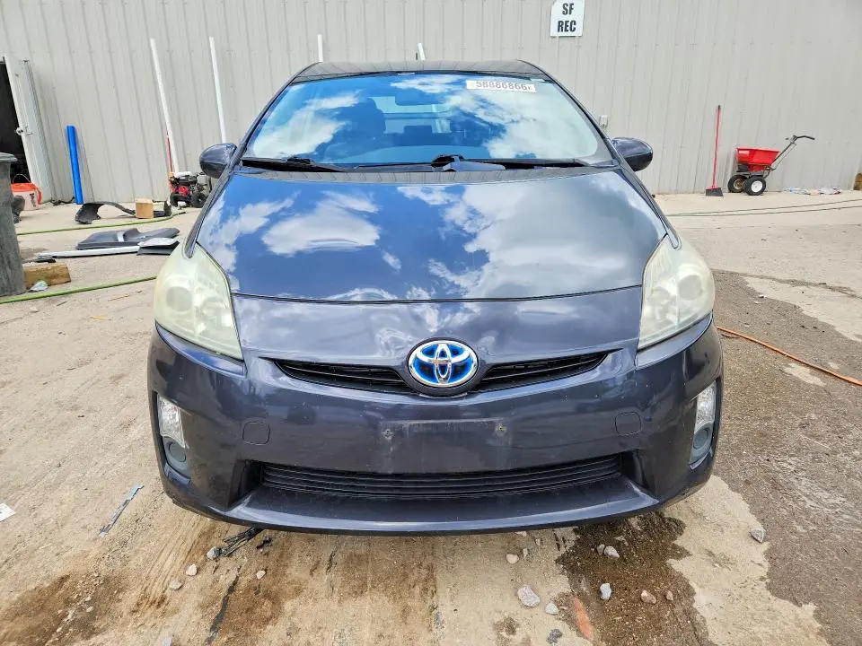 2010 TOYOTA PRIUS II  