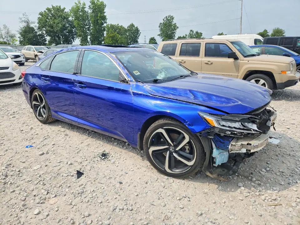 2022 HONDA ACCORD SPORT  