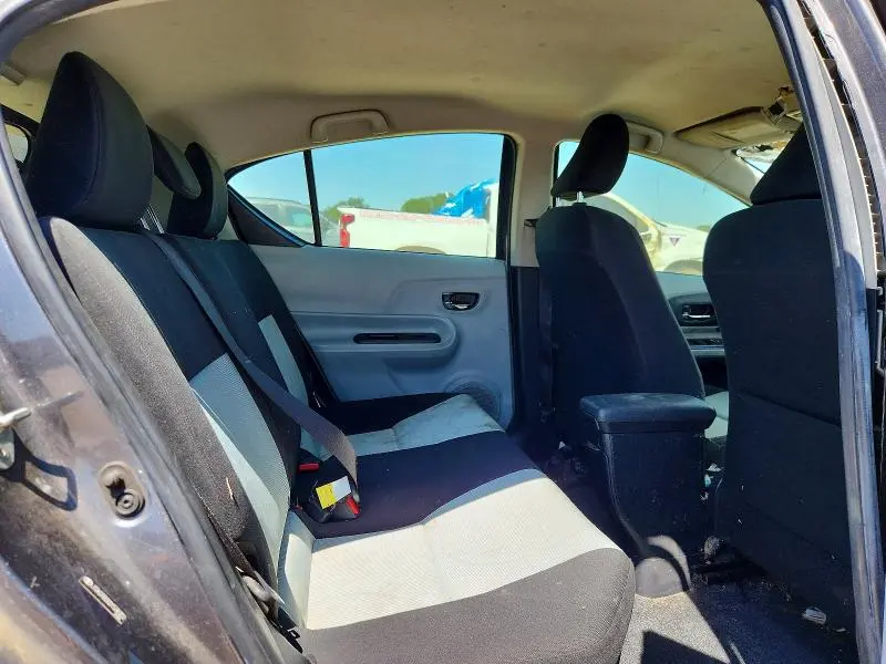 2013 TOYOTA PRIUS C THREE  