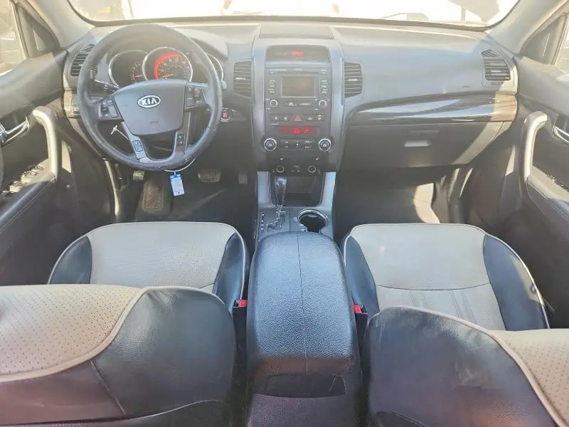 2013 KIA SORENTO SX  