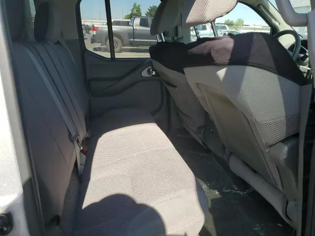 2010 NISSAN FRONTIER CREW CAB SE  