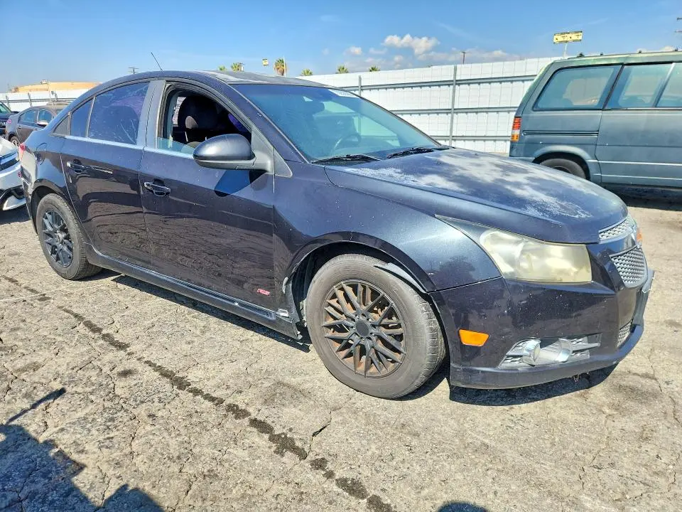 2013 CHEVROLET CRUZE LT  