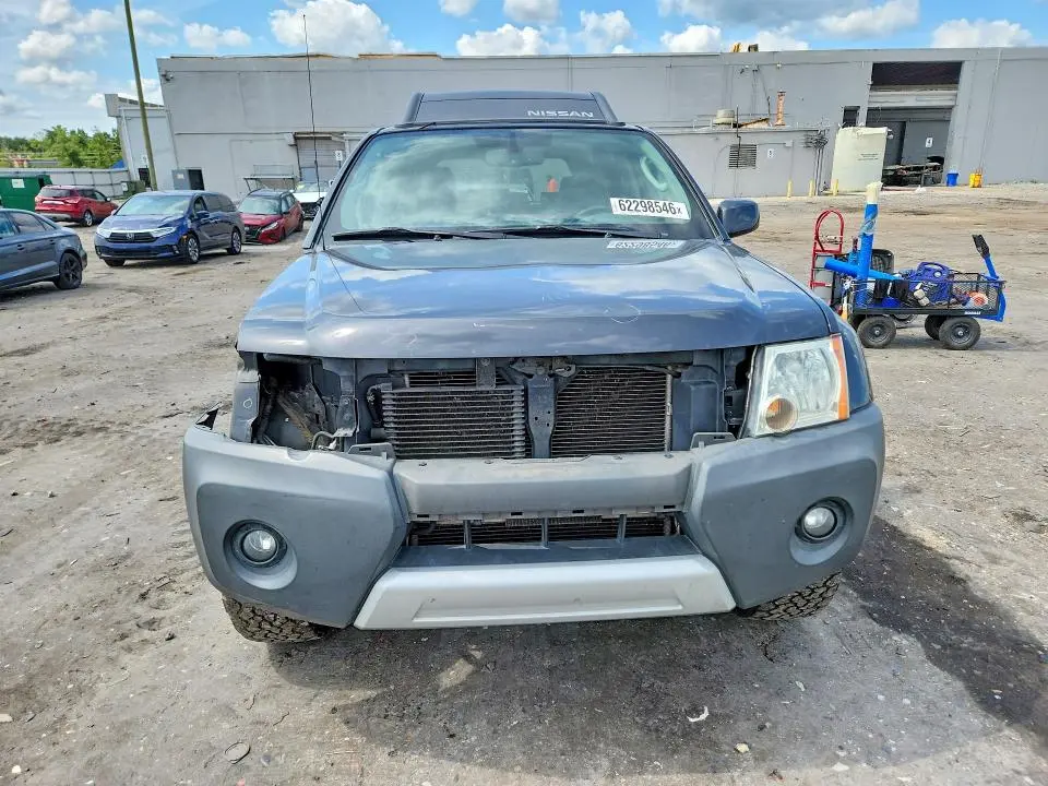 2010 NISSAN XTERRA X  