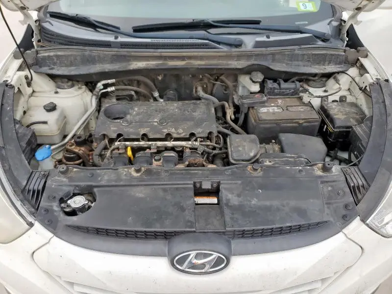 2011 HYUNDAI TUCSON GLS  