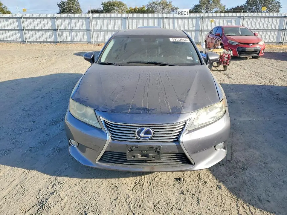 2013 LEXUS ES 300H  