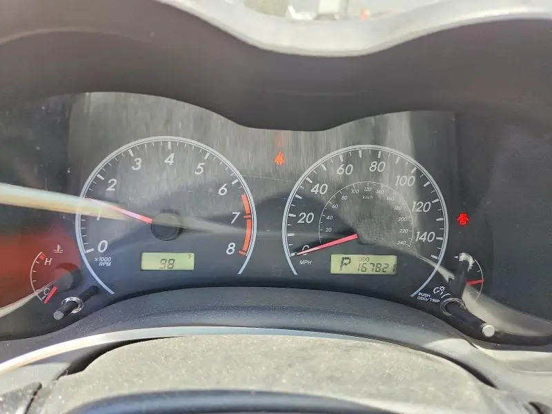 2013 TOYOTA COROLLA LE  