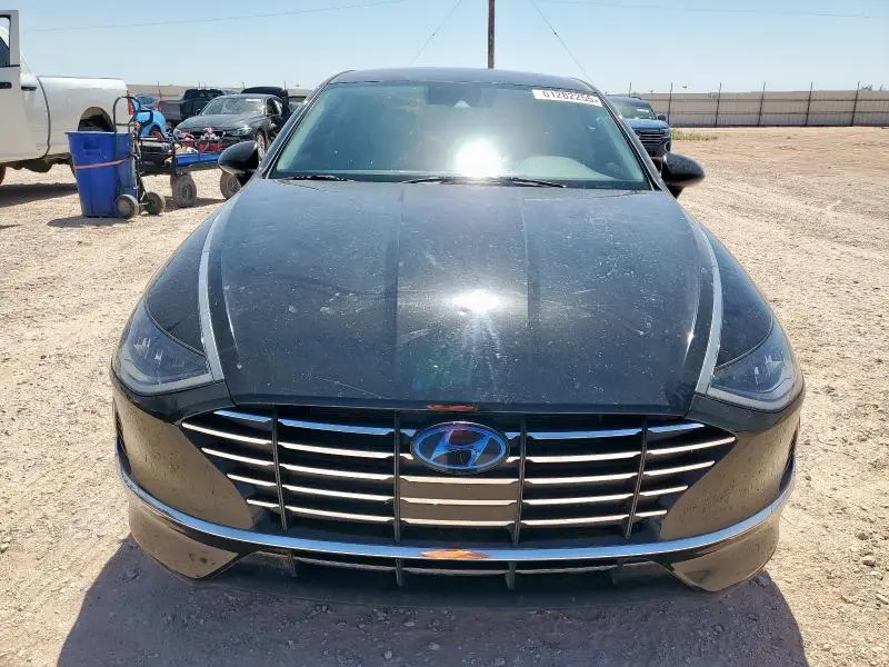 2020 HYUNDAI SONATA SE  