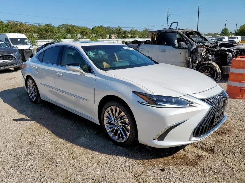 2025 LEXUS ES 300H BASE  