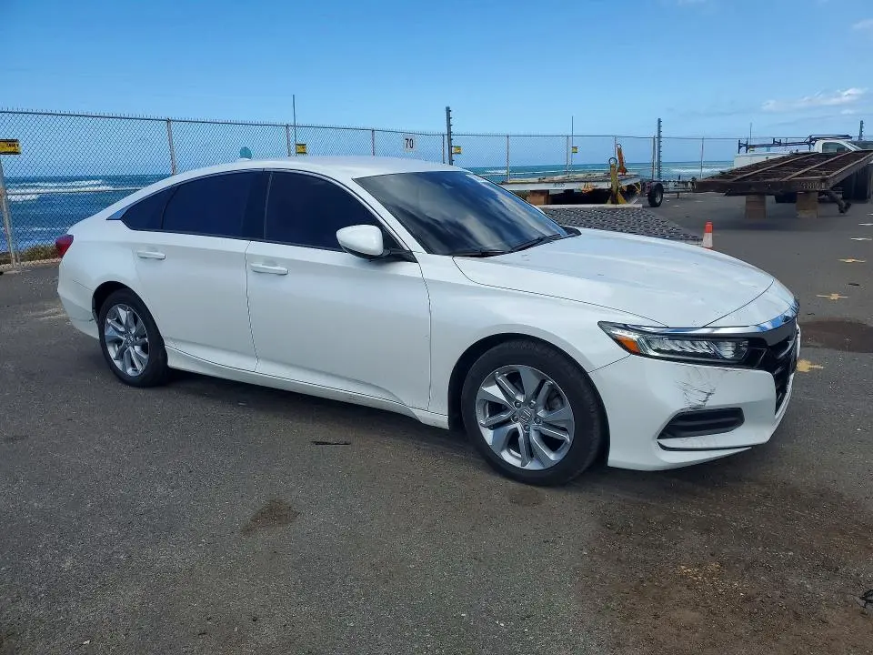 2020 HONDA ACCORD LX  