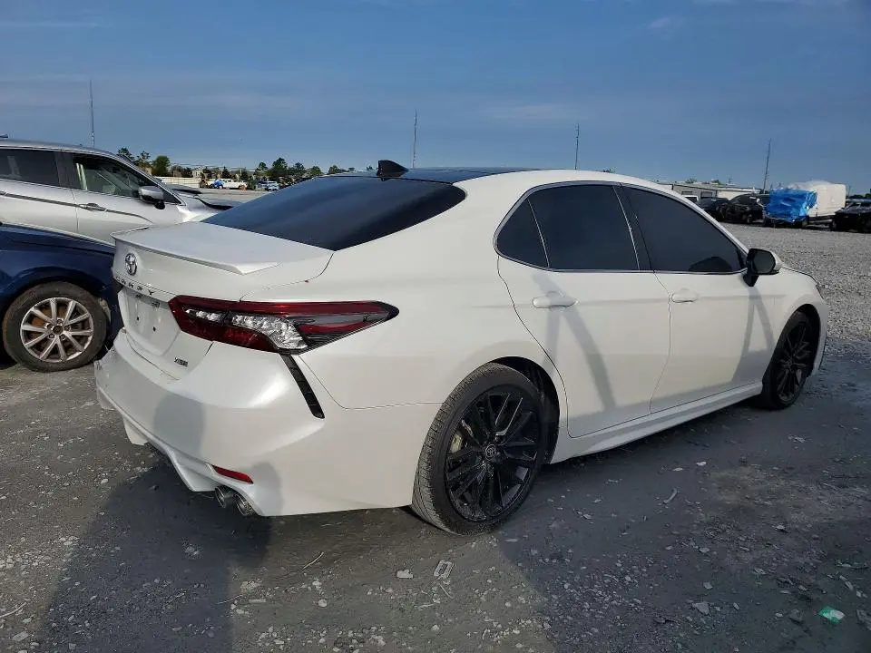 2022 TOYOTA CAMRY XSE  