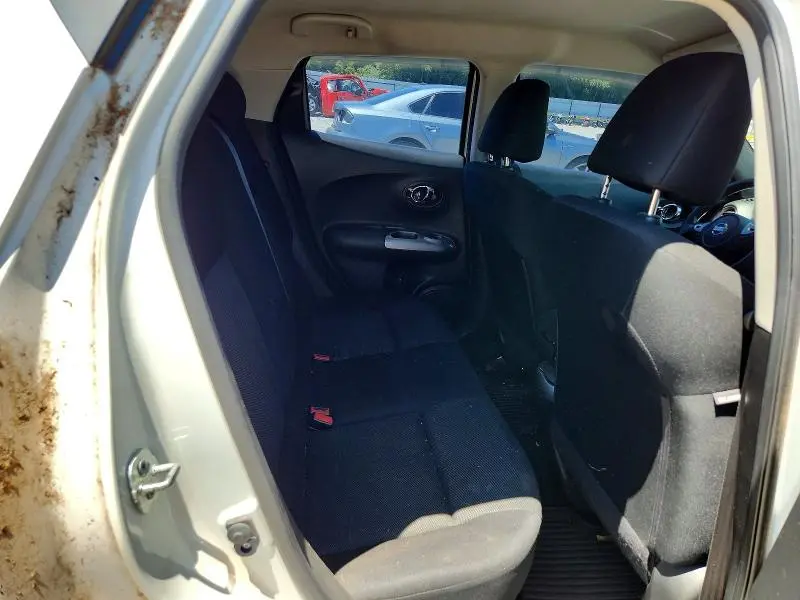 2014 NISSAN JUKE S  