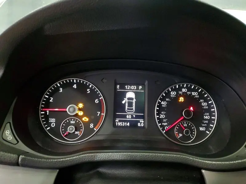 2014 VOLKSWAGEN PASSAT SE  