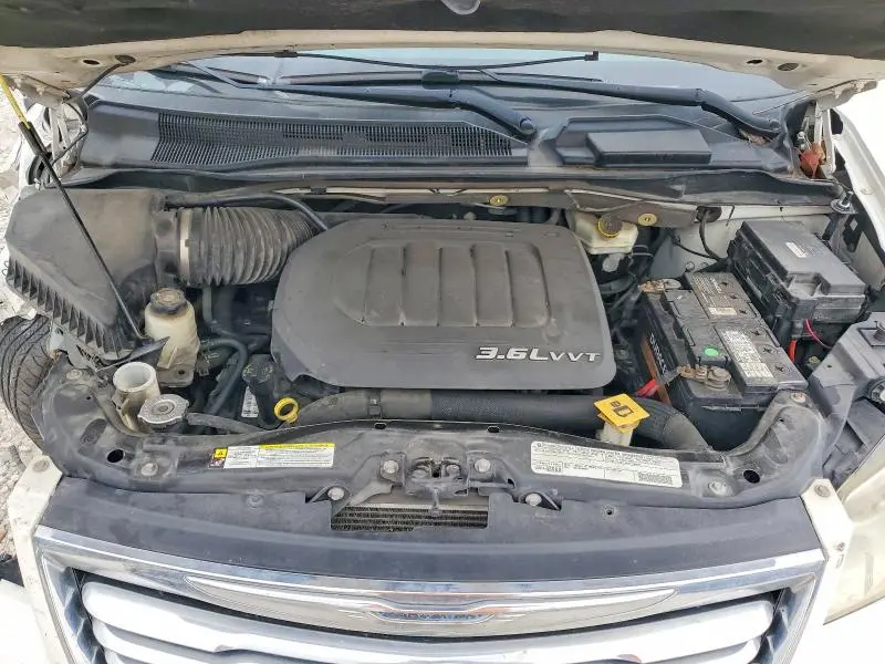 2012 CHRYSLER TOWN & COUNTRY TOURING L  