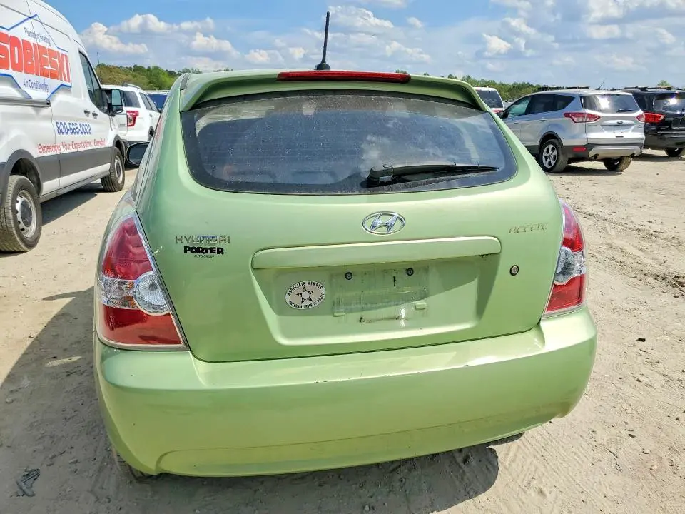 2011 HYUNDAI ACCENT GL  