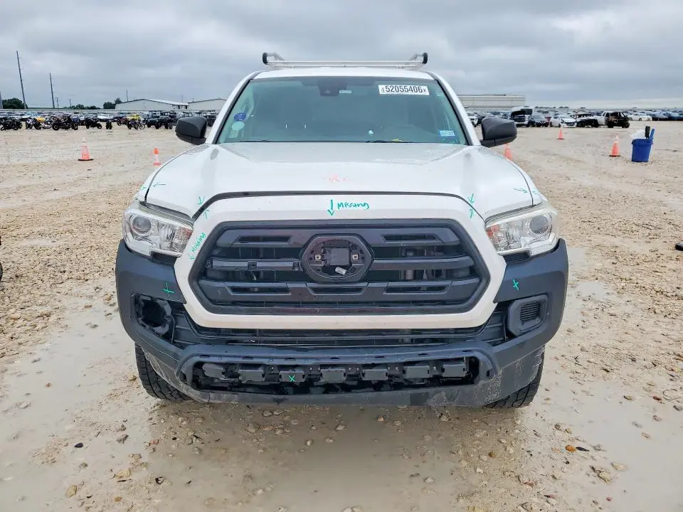 2019 TOYOTA TACOMA SR  