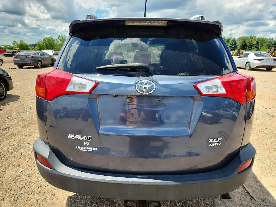 2013 TOYOTA RAV4 XLE  