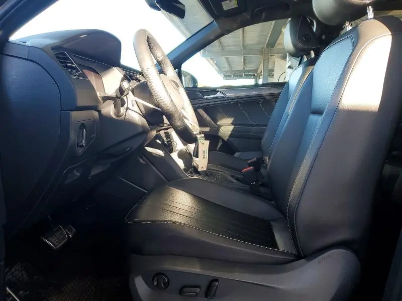 2022 VOLKSWAGEN TIGUAN SE R-LINE BLACK  