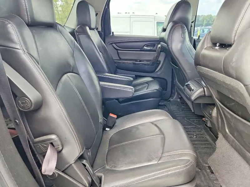 2015 GMC ACADIA SLT-1  