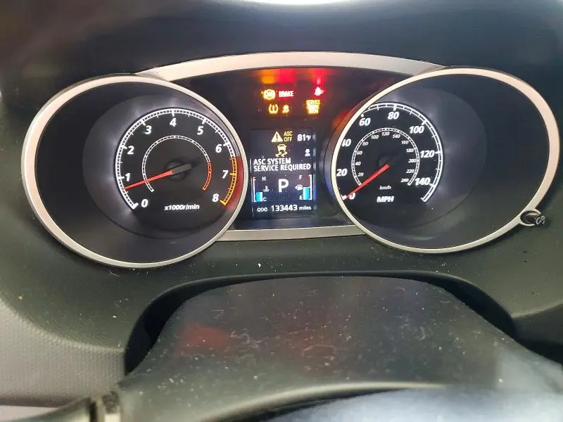 2010 MITSUBISHI OUTLANDER SE  