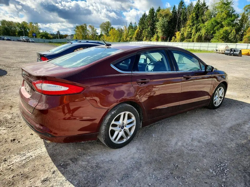2015 FORD FUSION SE  