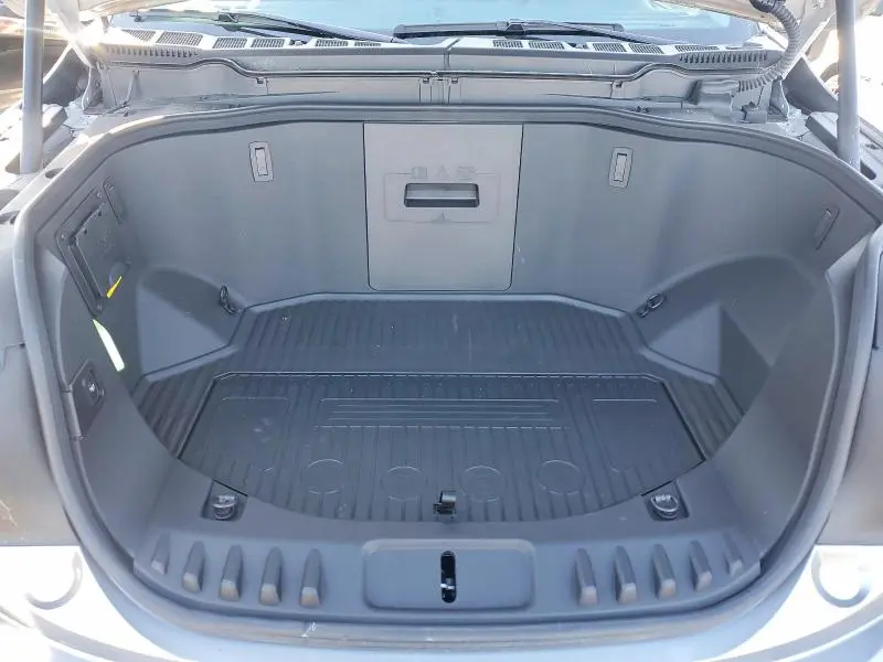 2023 FORD F150 LIGHTNING PRO  