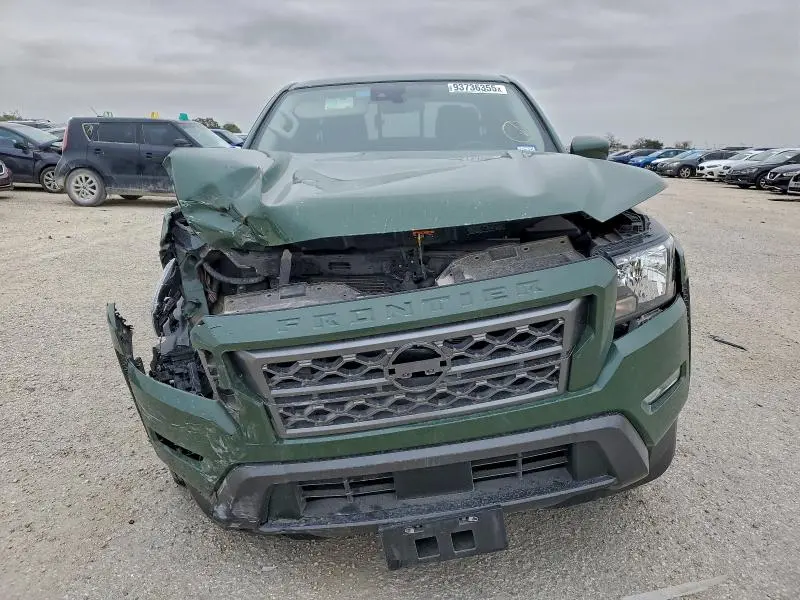 2023 NISSAN FRONTIER S  