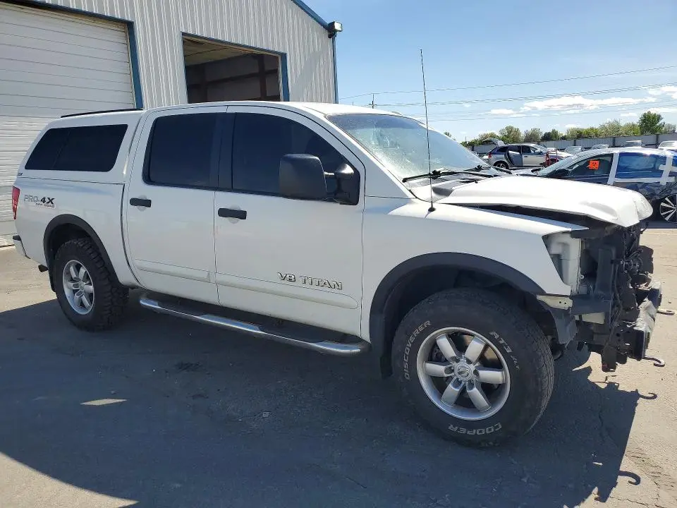 2012 NISSAN TITAN   