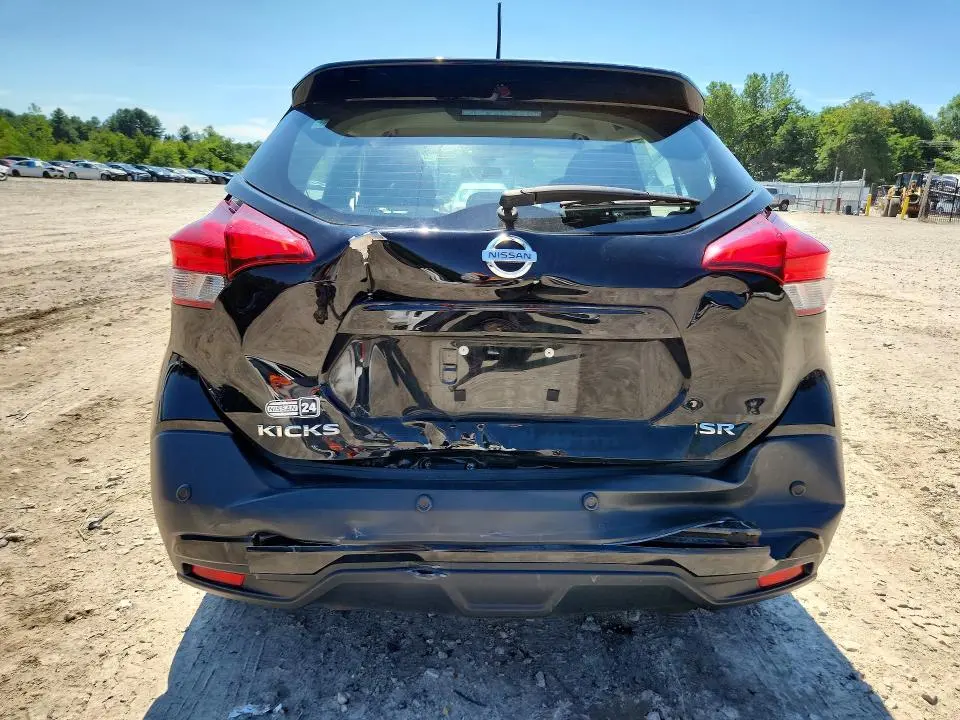 2020 NISSAN KICKS SR  