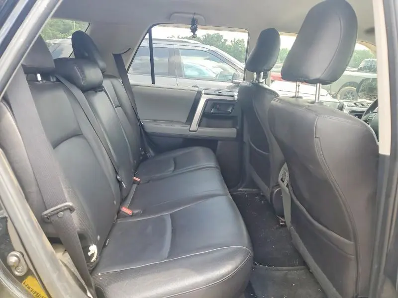 2012 TOYOTA 4RUNNER SR5  