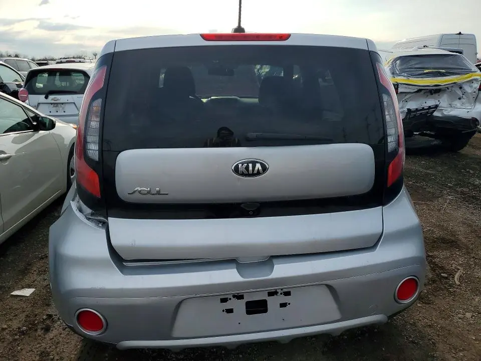2018 KIA SOUL +  