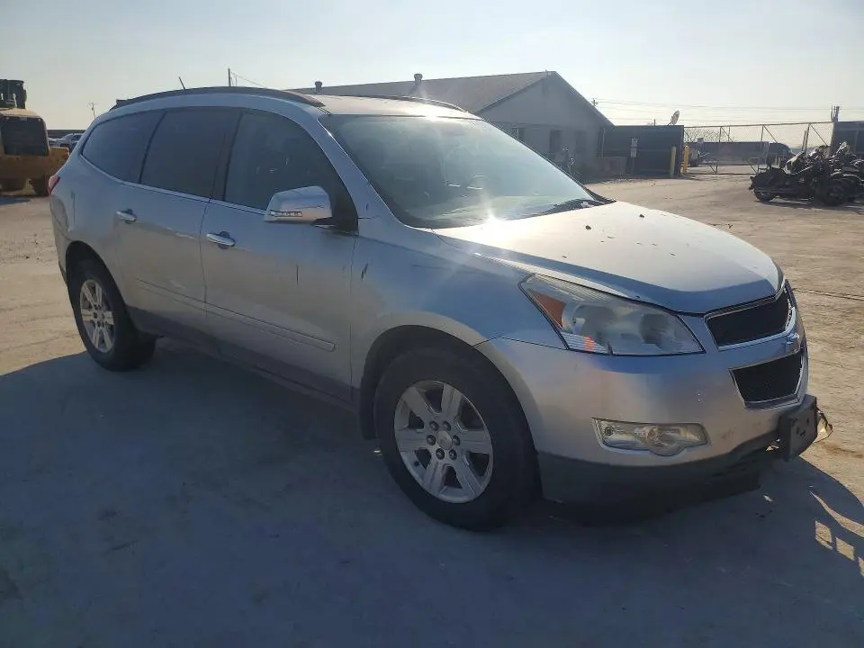 2012 CHEVROLET TRAVERSE LT  