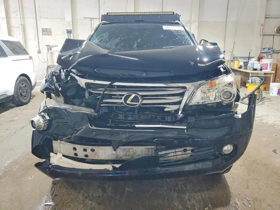 2013 LEXUS GX 460  